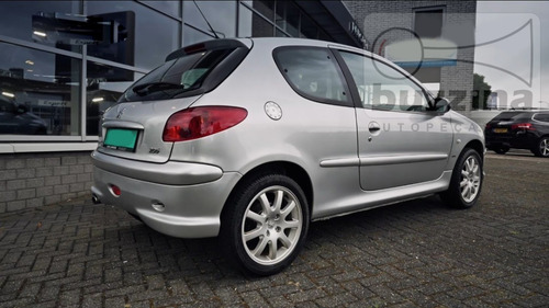 Imagem 4 de 4 de Jogo 4 Calota Centro Roda Miolo Peugeot 206 207 307 Sw Prata