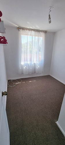 Excelente Casa 3d/2b Con Piscina Y 2 Estacionamientos