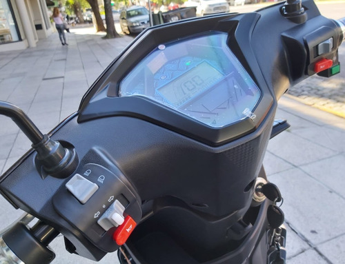 Imagen 15 de 19 de Moto Leo 2000w Gel Urbana Sunra Okm V