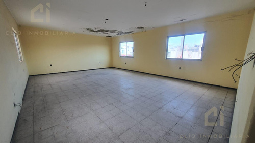 Local En Venta En Veracruz A 2 Cuadras Del Mercado Hidalgo, 2,706 M2 De Construccion