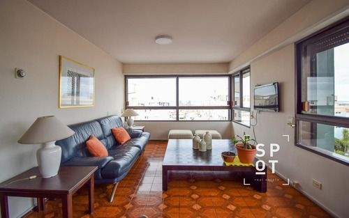 Imagen 2 de 17 de Muy Cómodo Apartamento En Península Punta Del Este.