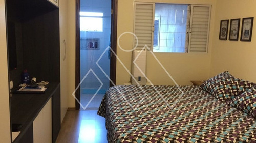 Imagem 12 de 15 de Casa Waldemar Hauer Com 5 Dormitórios, Vaga Para 5 Veículos, 400m² De Área Útil, Piscina, Mobiliada - Mi1269