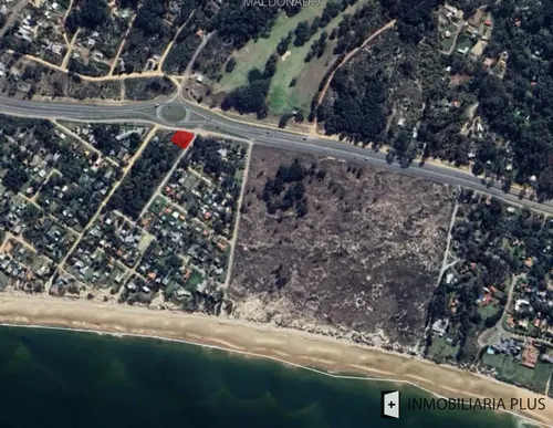 Terreno En Venta De 1217 M2 En Punta Ballena Maldonado