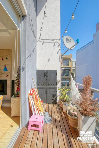 Imagen 16 de 30 de Departamento En Dúplex 4 Ambientes Con Balcón Y Parrilla - San Isidro