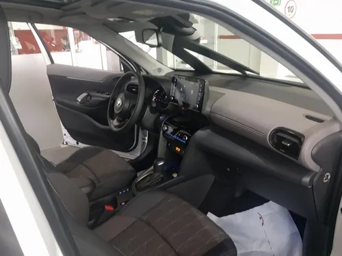 Toyota Yaris Cross Hibrido Xls Refull 2025 Entrega Inmediata