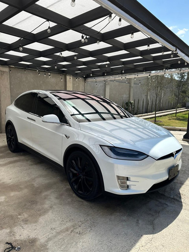Tesla Model X P1000d Premium, Como Nueva, Solo 18,000 Kms