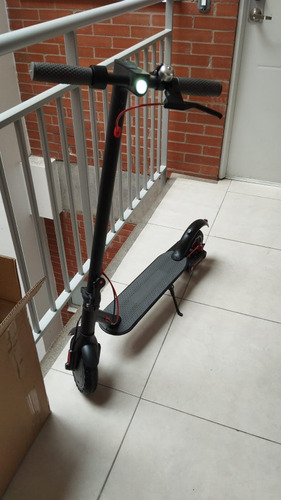 Xiaomi Mi Electric Scooter Pro 4