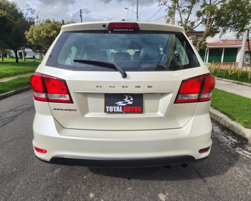 Dodge Journey 2.4 Se 7 Pasajeros full