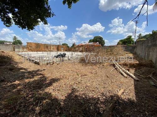 Terreno En Venta Centro De Araure - #25-8930 Jm Rah