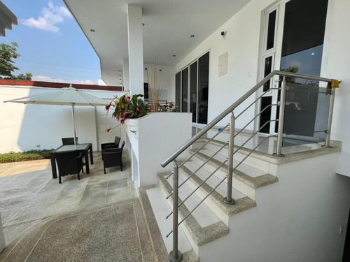 Imagen 23 de 27 de Venta De Casa Con Acabados De Lujo Urbanización Portofino Ah