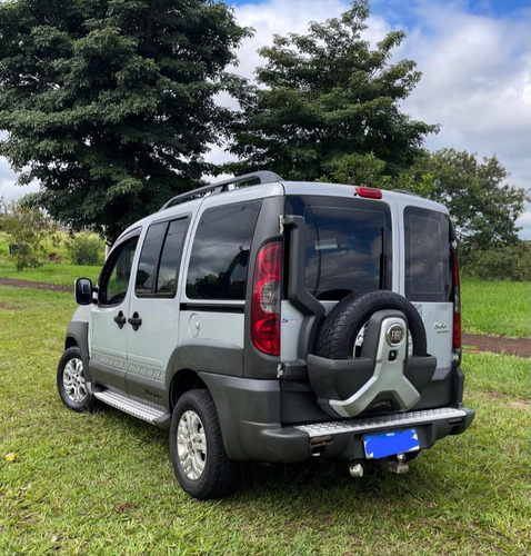 Fiat Doblo 1.8 16v Adventure Xingu Flex 5p