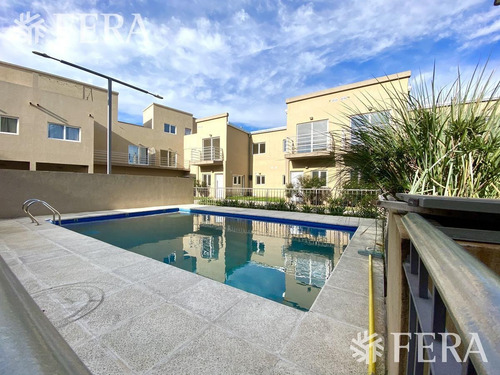 Imagen 3 de 17 de Venta De Departamento 3 Ambientes En Bernal (24222)