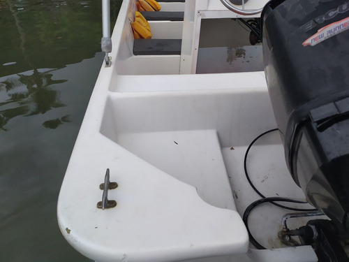 Imagem 4 de 10 de Small Boat