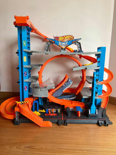 Hot Wheels Mega Garage Pista Ultimate