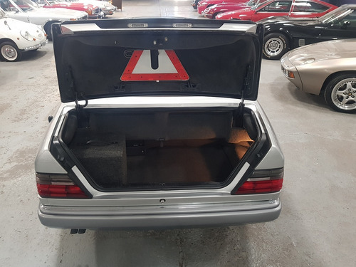 Imagen 13 de 15 de Mercedes Benz Clase E 320 (1994) Cabriolet - Macome Classic