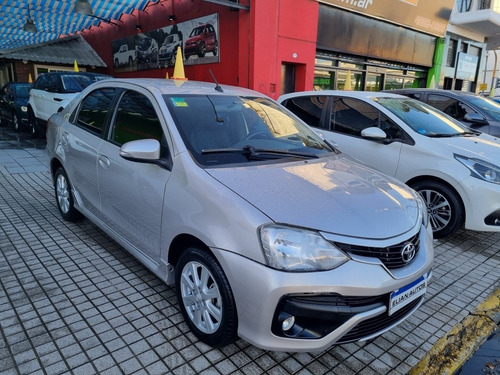 Imagen 14 de 14 de Toyota Etios 2017 1.5 Sedan Xls At