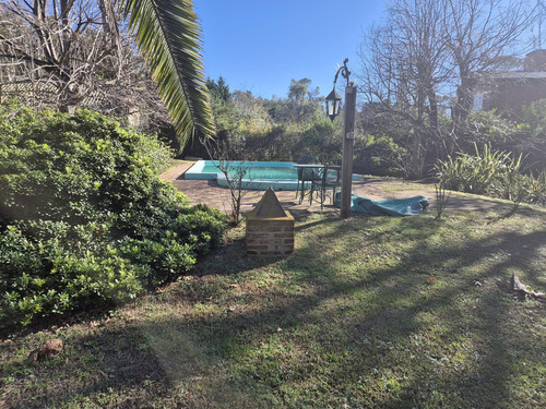 Venta Casa En Barrio Las Casuarinas Lujan - Ideal Proyecto Turistico