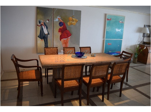 Apartamento En Brava, 3 Dormitorios *- Ref: 2144