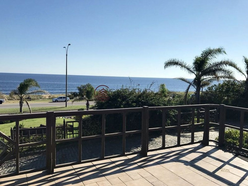 Imagen 10 de 18 de Espectacular Casa En Venta Playa Mansa - Punta Del Este Mansa
