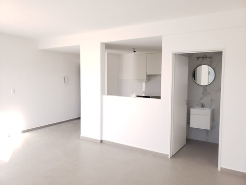 Imagen 10 de 30 de Venta 2 Amb Suite Toilete Terraza Propia Retasado
