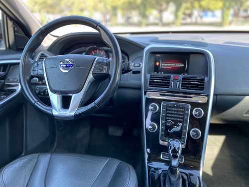Imagen 15 de 15 de Volvo Xc60 2015 2.0 T5 Inspiration At