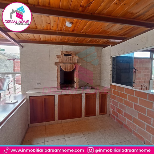 Imagen 6 de 10 de Town House Urb Villa Falcon - Cua