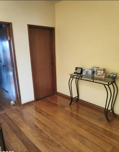 Imagem 7 de 20 de Casa 06 Quartos No Bairro Santa Amélia. - 4530