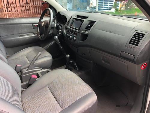 Toyota Hilux 4x4 2500cc Tdi Mt Aa Ab Abs Dh