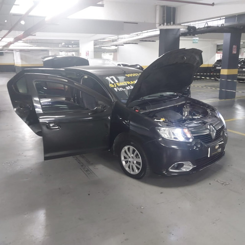 Renault Logan 1.6 Expression Hi-power 4p