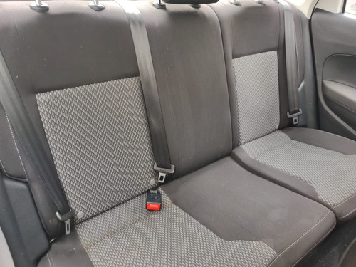 Imagen 12 de 15 de Volkswagen Nuevo Vento Comfortline Mt 1.6l