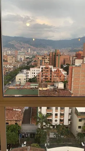 Arriendo Apartaestudio Amoblado En Laureles- Medellin