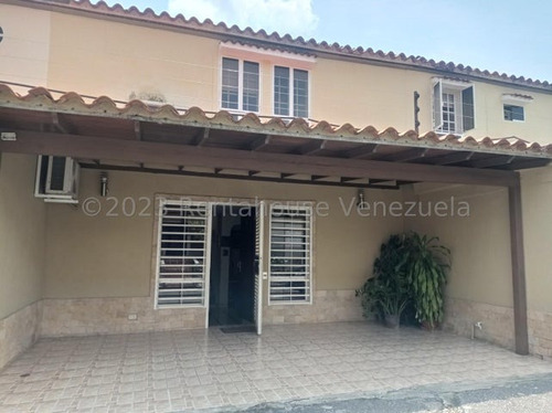 Marianny González, Casa Duplex En Venta Urb Rosaleda Zona Este Barquisimeto