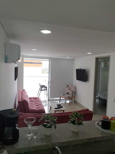 Imagen 5 de 13 de Crespo - Venta De Apartaestudio.