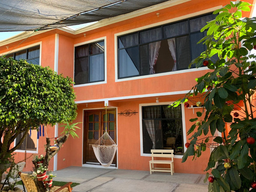 Venta De Casa Colina Ii De Enormes Dimensiones, Bonita Vista Y Todos Los Servicios Muy Cerca De Las Principales Amenidades De Ixtapan De La Sal Edomex