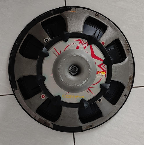 Bajo Kicker 15 Pulgadas 1000 Watios Doble Bobina Usado