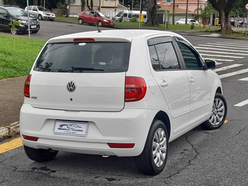 Imagem 7 de 12 de Vw Fox 1.0 G Ii Excelente Estado Com Passagem Por Leilão.