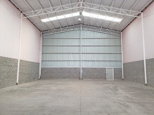 Excelente Bodega En Complejo Industrial - Quilicura