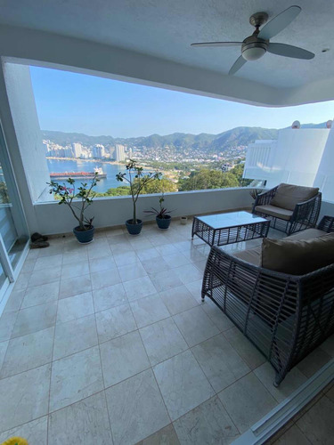 Gran Vista/3 Rec. Con Baño/construcción Sólida