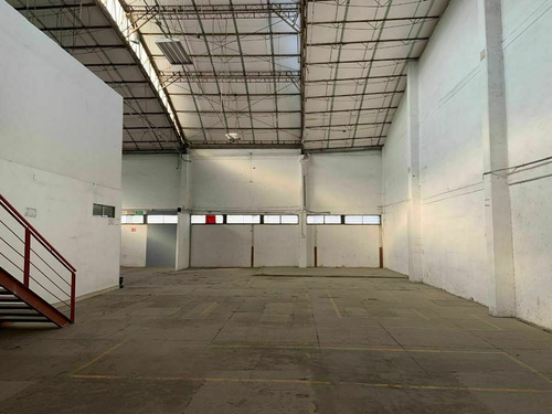Imagen 6 de 9 de Se Renta Bodega Con Oficinas En Naucalpan