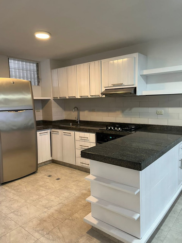 Imagen 11 de 12 de Apartamento En Alquiler En Vista Real
