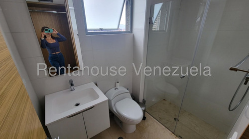 Apartamento En Alquiler, Sebucán #25-17289 - Marigreys Blanco -