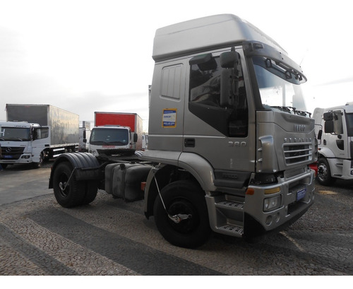 Imagem 1 de 10 de Iveco Stralis 380 4x2