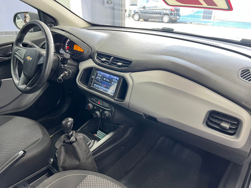 Chevrolet Onix ONIX HATCH JOY 1.0 8V FLEX 5P MEC.
