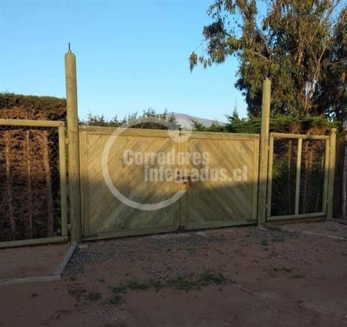 Imagen 5 de 6 de Sitio Plano Cercado Con Portón, En Venta En La Ligua