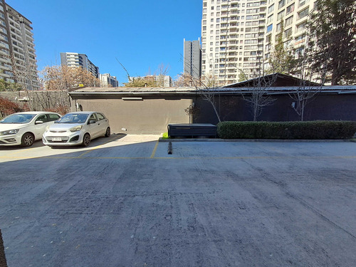 2d, 2b, E, B Hospital, Mim, Mall, Metro (74308)