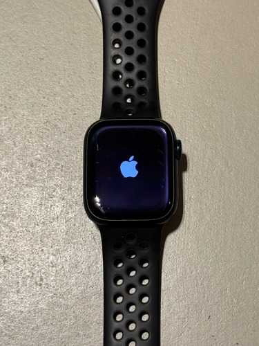 Apple Watch Series 8 Nike - 41mm - Gps - Smartwatch Negro Deportiva Nike Negro Negro (Usado)