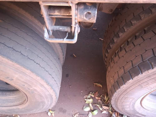 Imagem 2 de 5 de Mercedes Atego 1718 6x2 2007 / No Saider.
