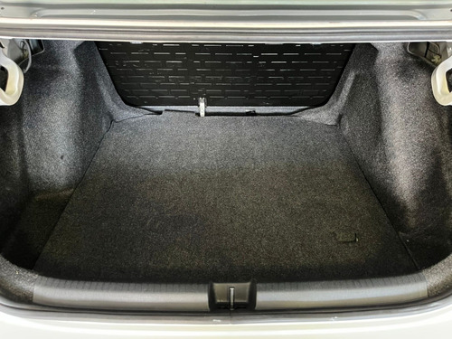 Volkswagen Virtus 1.6 MSI TOTAL FLEX AUTOMÁTICO