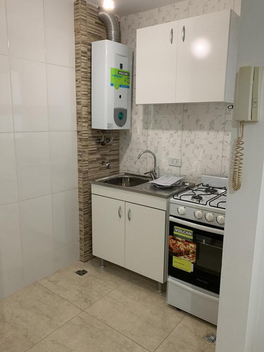 Imagen 5 de 12 de Departamento - 2 Ambientes Billinghurst Y Charcas Impecable!