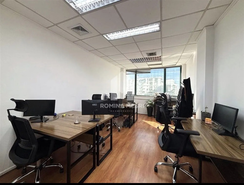 Oficina 2 Privados Grandes , Recepción , 2 Baños , Aire